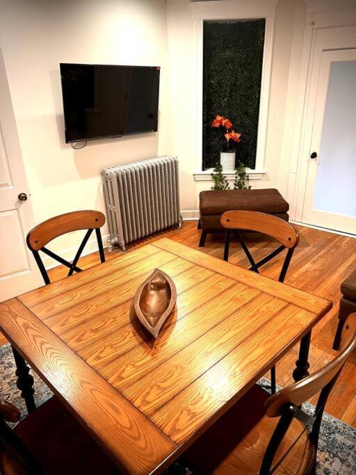 Modern Vintage 2Br Walkable To Dining & Lakefront Appartement Chicago Buitenkant foto